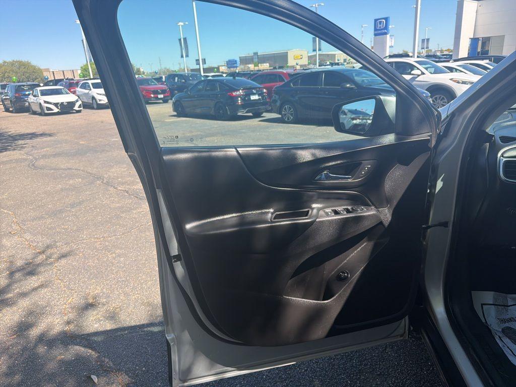 used 2018 Chevrolet Equinox car, priced at $14,921