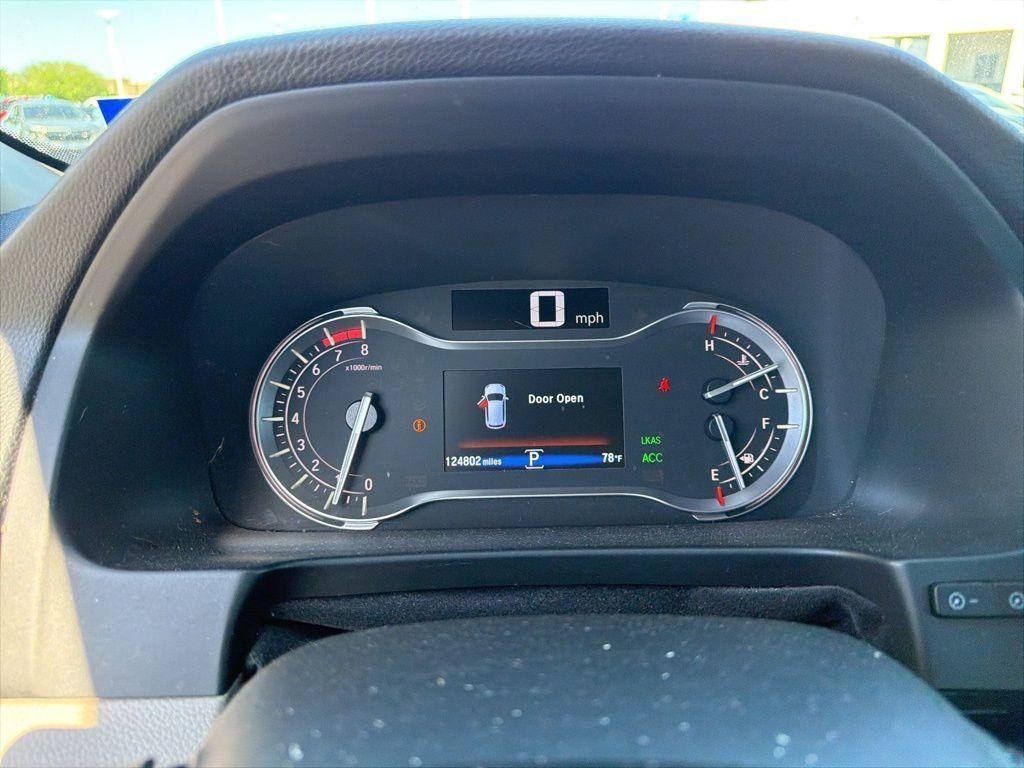 used 2018 Honda Pilot car, priced at $18,884