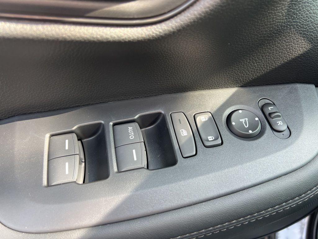 new 2026 Honda HR-V car, priced at $27,950