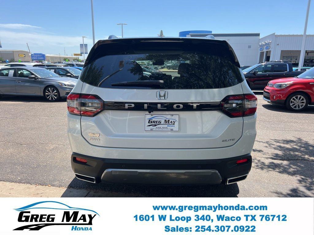 new 2026 Honda Pilot car, priced at $55,869