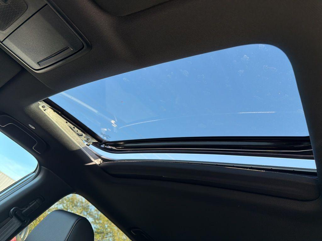 new 2026 Honda CR-V Hybrid car, priced at $40,175