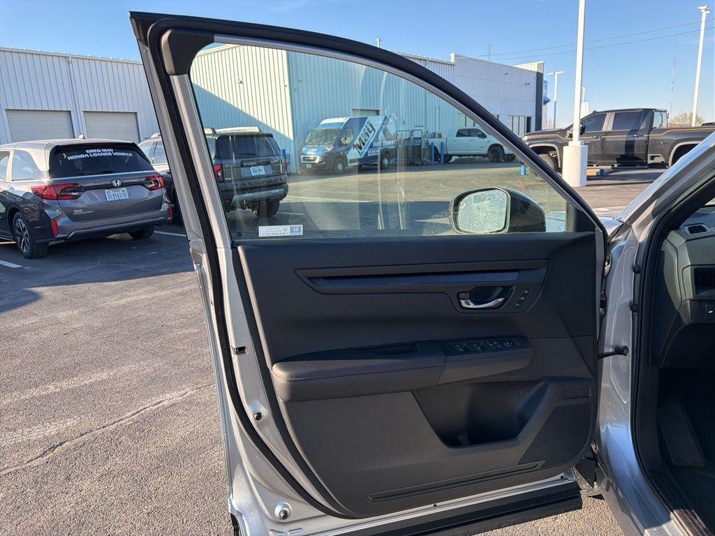 new 2026 Honda CR-V Hybrid car, priced at $40,175