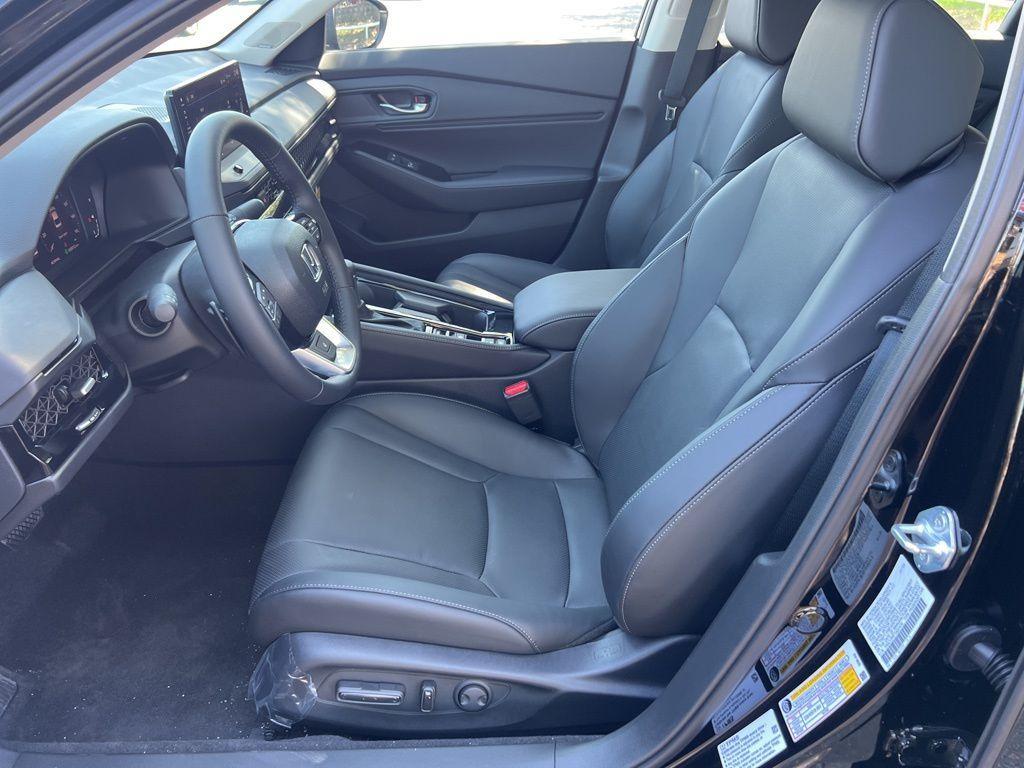 new 2026 Honda Accord Hybrid car, priced at $40,690