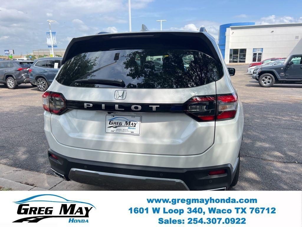 new 2026 Honda Pilot car, priced at $46,869