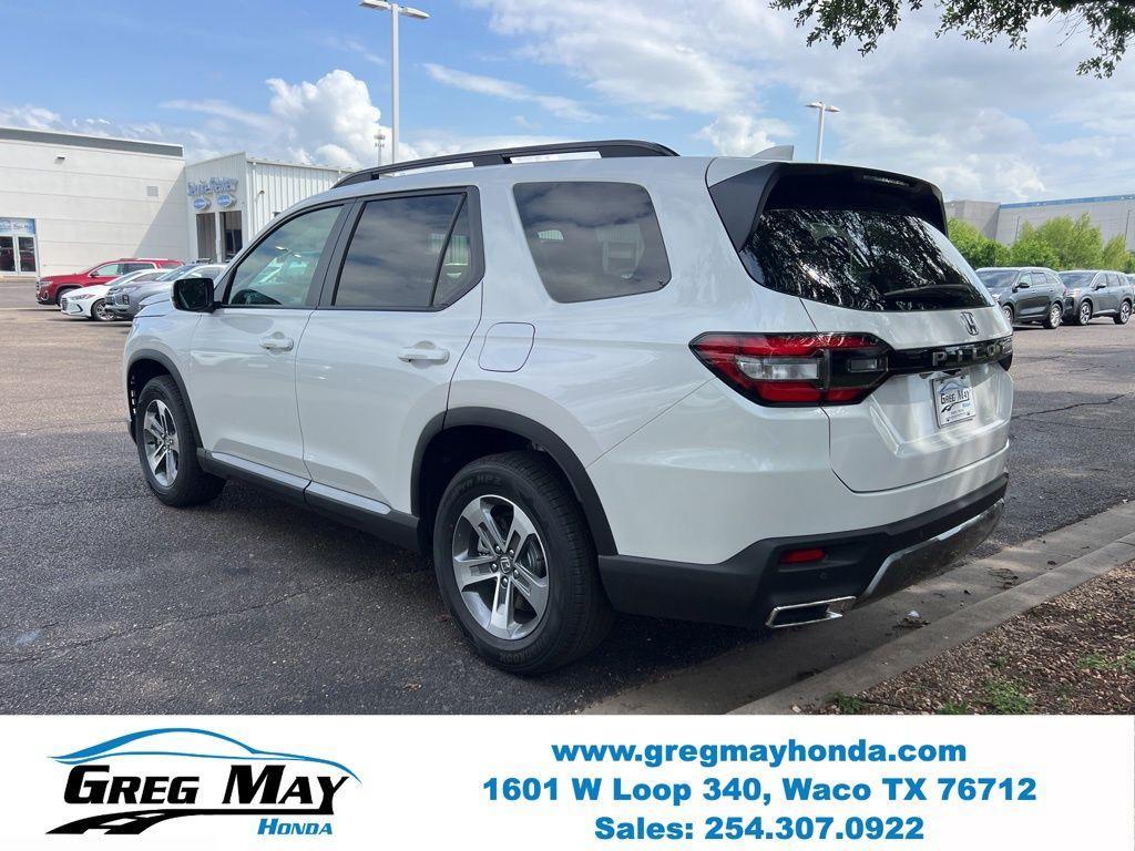 new 2026 Honda Pilot car, priced at $46,869
