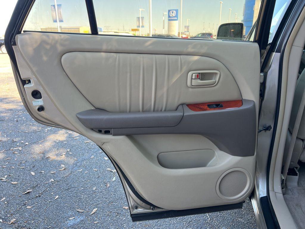 used 2000 Lexus RX 300 car, priced at $5,798