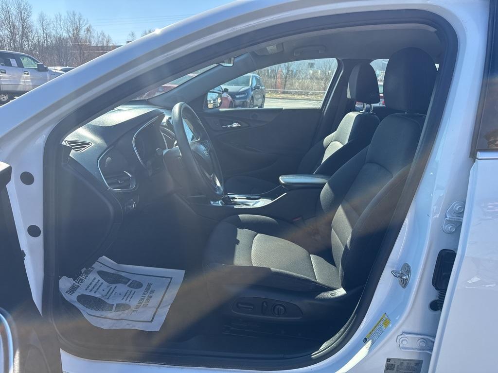 used 2020 Chevrolet Malibu car, priced at $14,915
