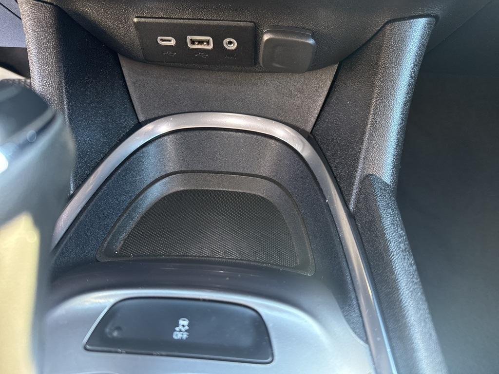 used 2020 Chevrolet Malibu car, priced at $14,915