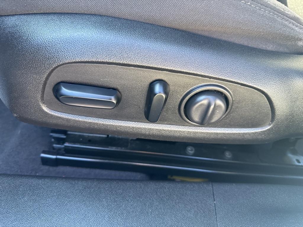 used 2020 Chevrolet Malibu car, priced at $14,915