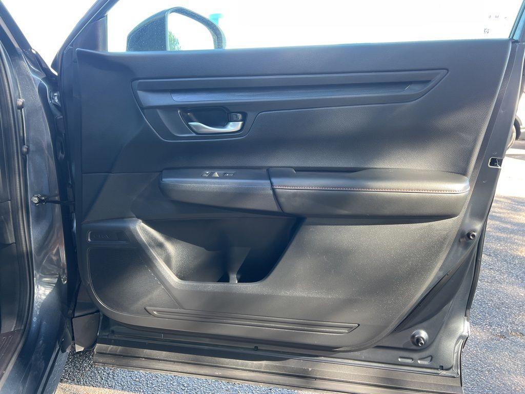 used 2025 Honda CR-V Hybrid car, priced at $34,934