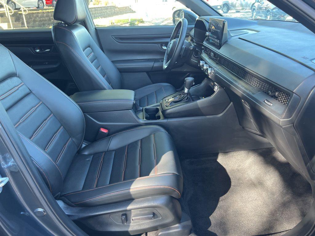 used 2025 Honda CR-V Hybrid car, priced at $34,934