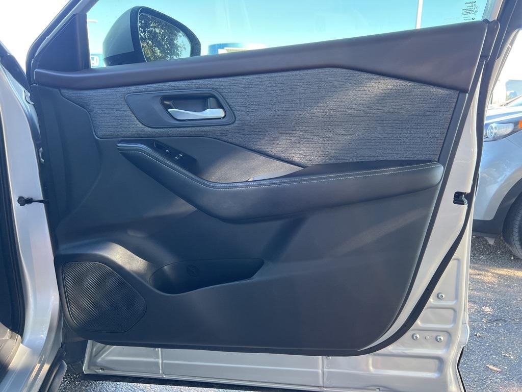 used 2023 Nissan Rogue car, priced at $16,974