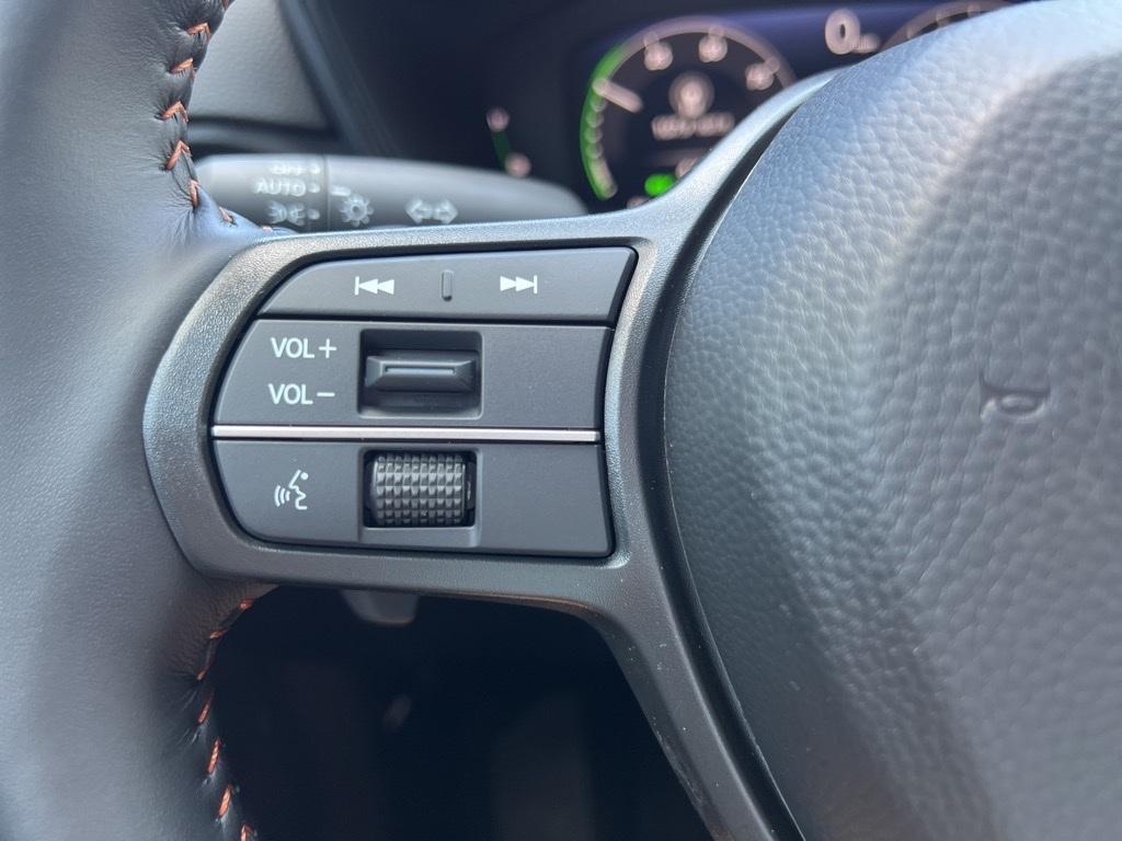 new 2026 Honda CR-V Hybrid car, priced at $38,661