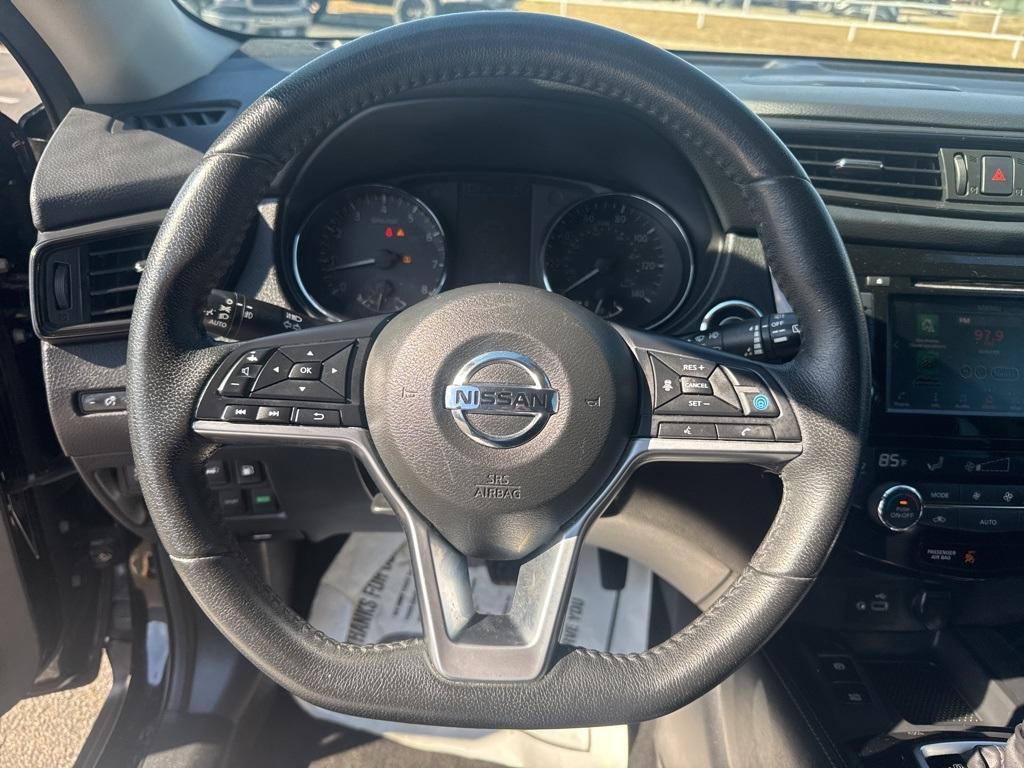used 2020 Nissan Rogue car, priced at $15,824