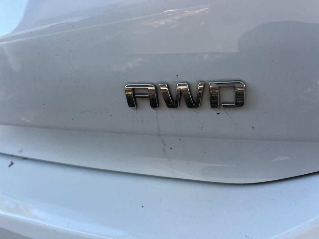 used 2024 Chevrolet Equinox car, priced at $20,501