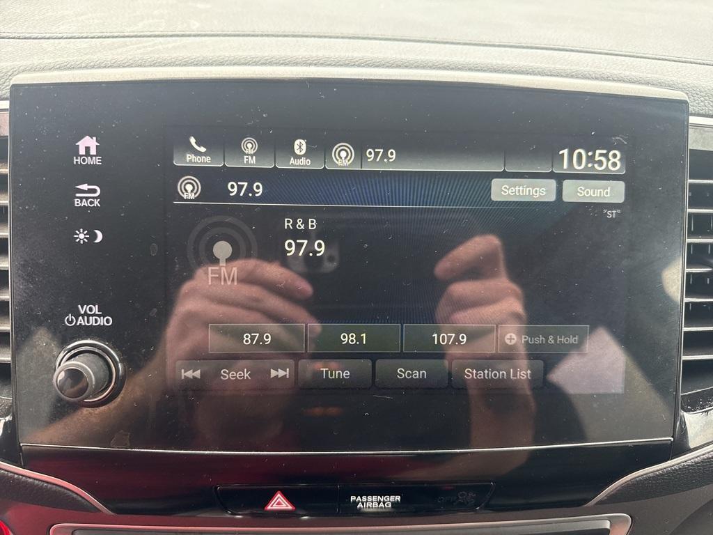 used 2022 Honda Pilot car, priced at $29,882