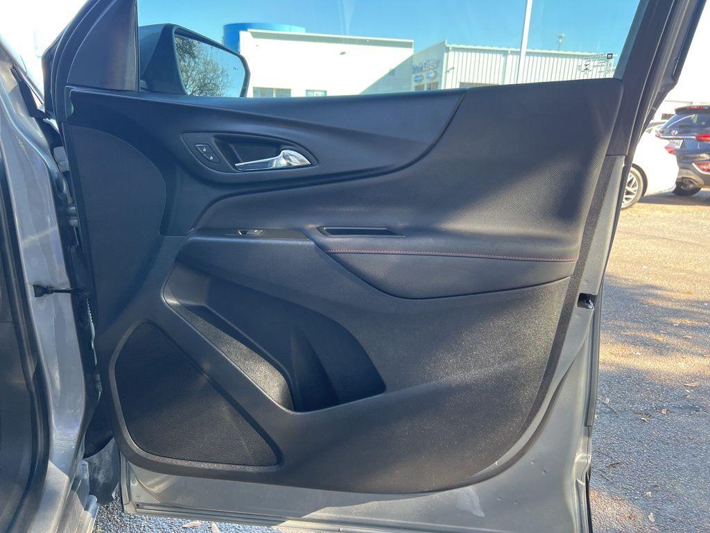 used 2023 Chevrolet Equinox car, priced at $21,105