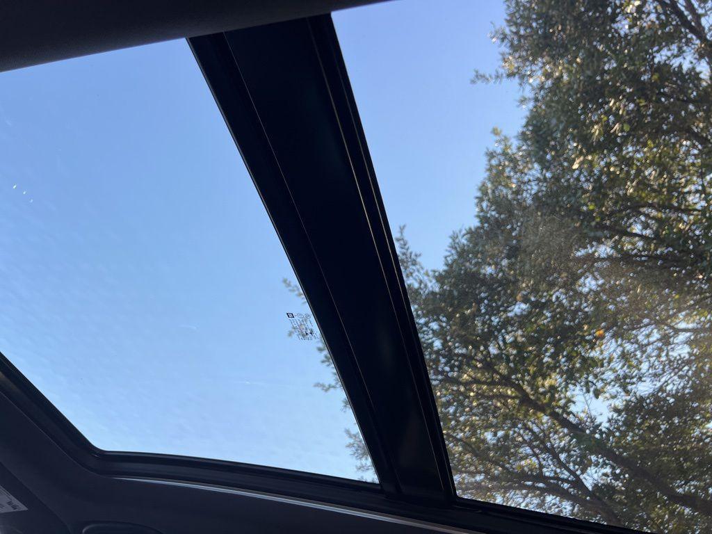 used 2023 Chevrolet Equinox car, priced at $21,105