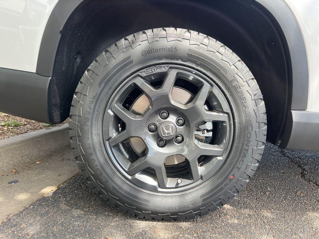 new 2026 Honda Pilot car, priced at $52,345