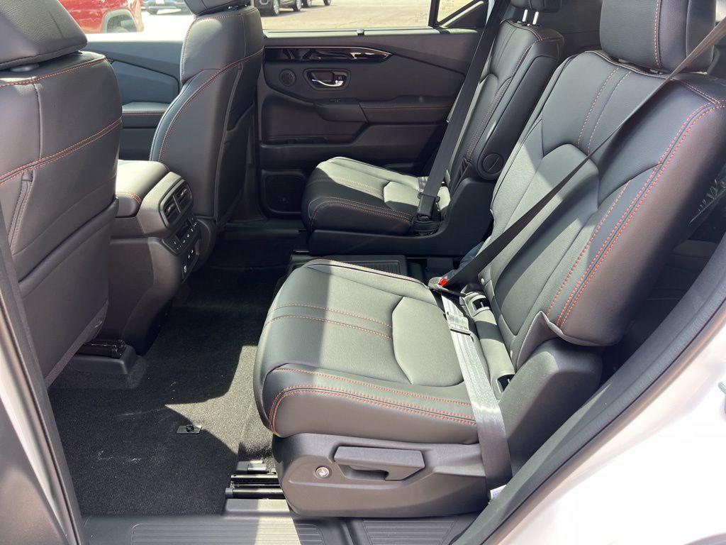 new 2026 Honda Pilot car, priced at $52,345