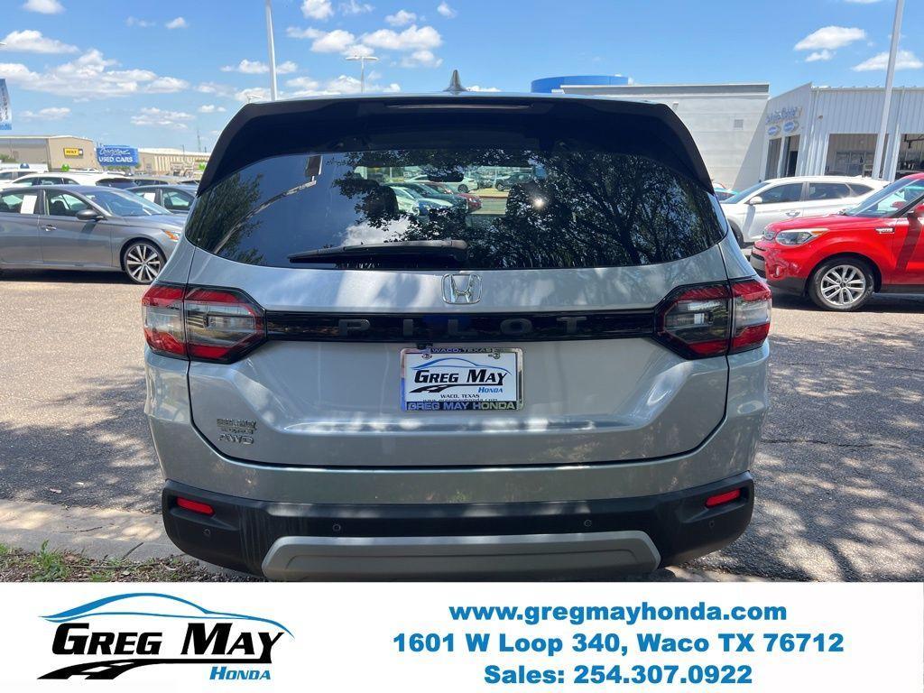 used 2024 Honda Pilot car, priced at $39,394