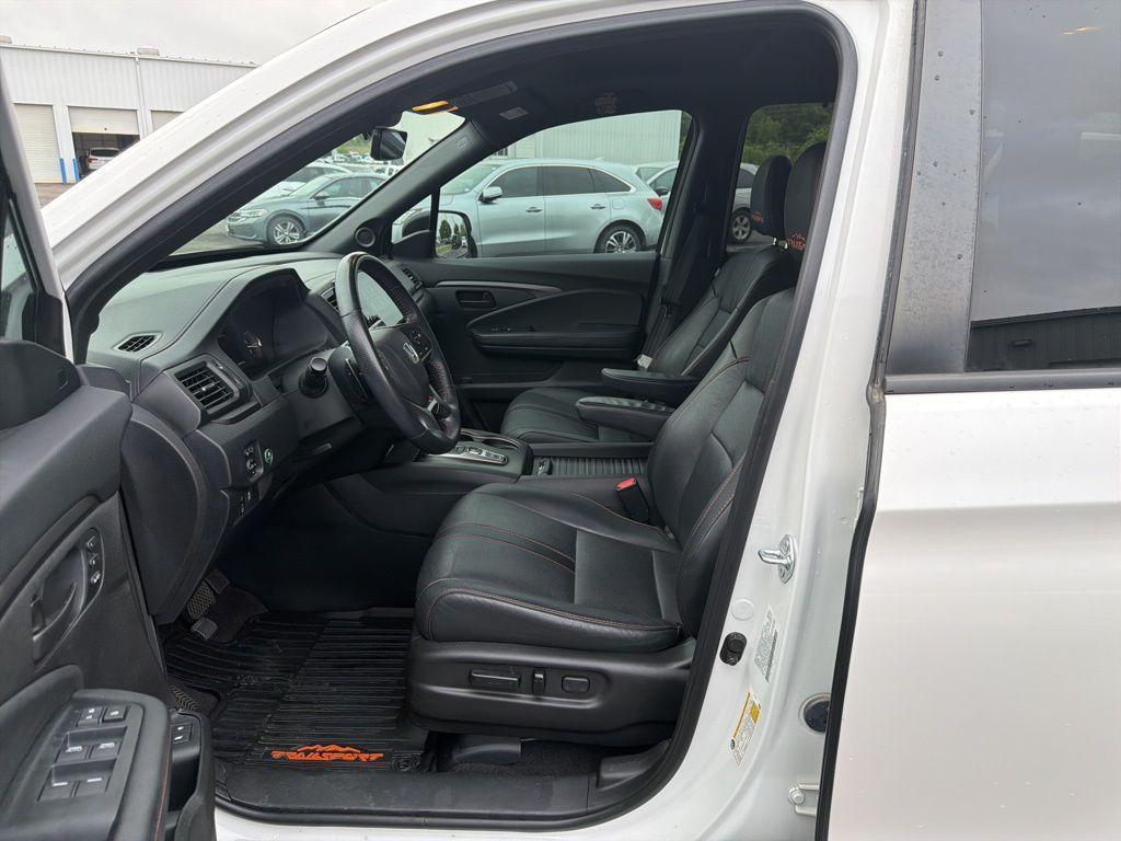 used 2023 Honda Passport car, priced at $32,665