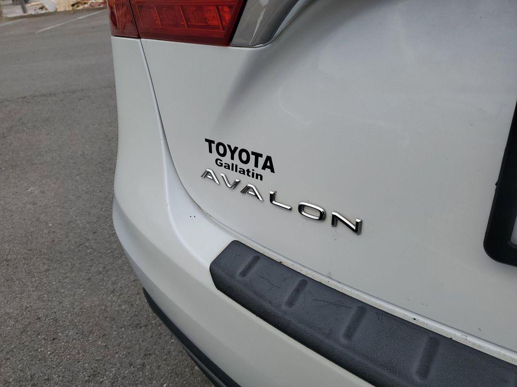 used 2018 Toyota Avalon Hybrid car, priced at $23,579