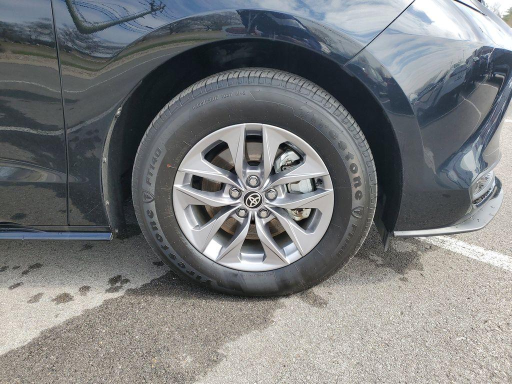 used 2025 Toyota Sienna car, priced at $45,925