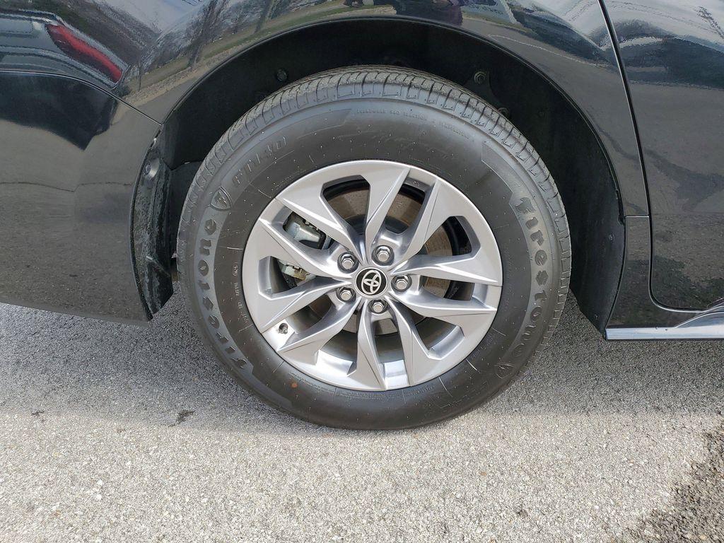 used 2025 Toyota Sienna car, priced at $45,925