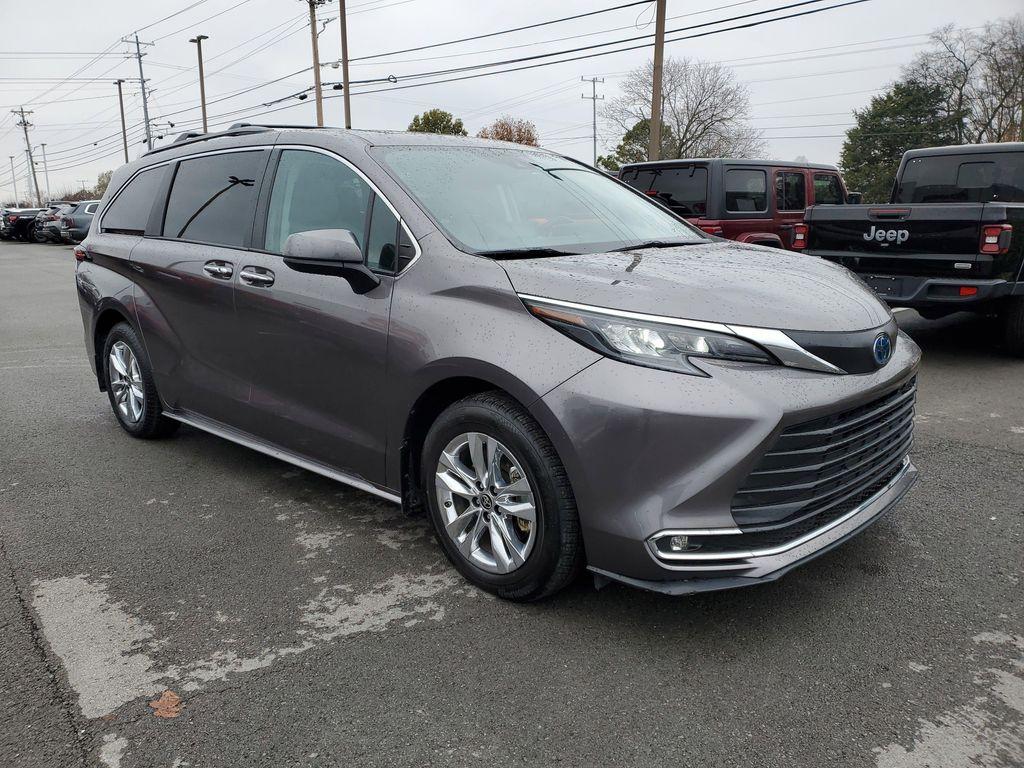used 2024 Toyota Sienna car, priced at $45,726