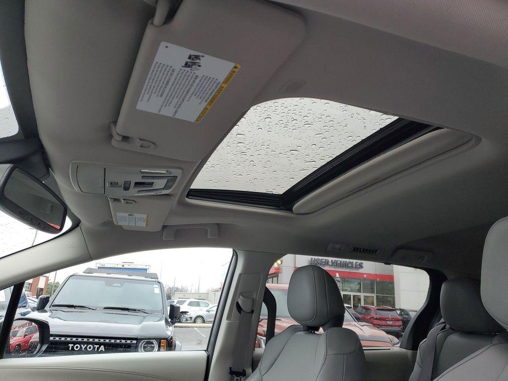 used 2024 Toyota Sienna car, priced at $45,726
