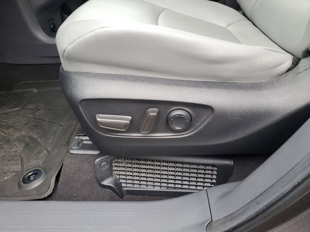 used 2024 Toyota Sienna car, priced at $45,726