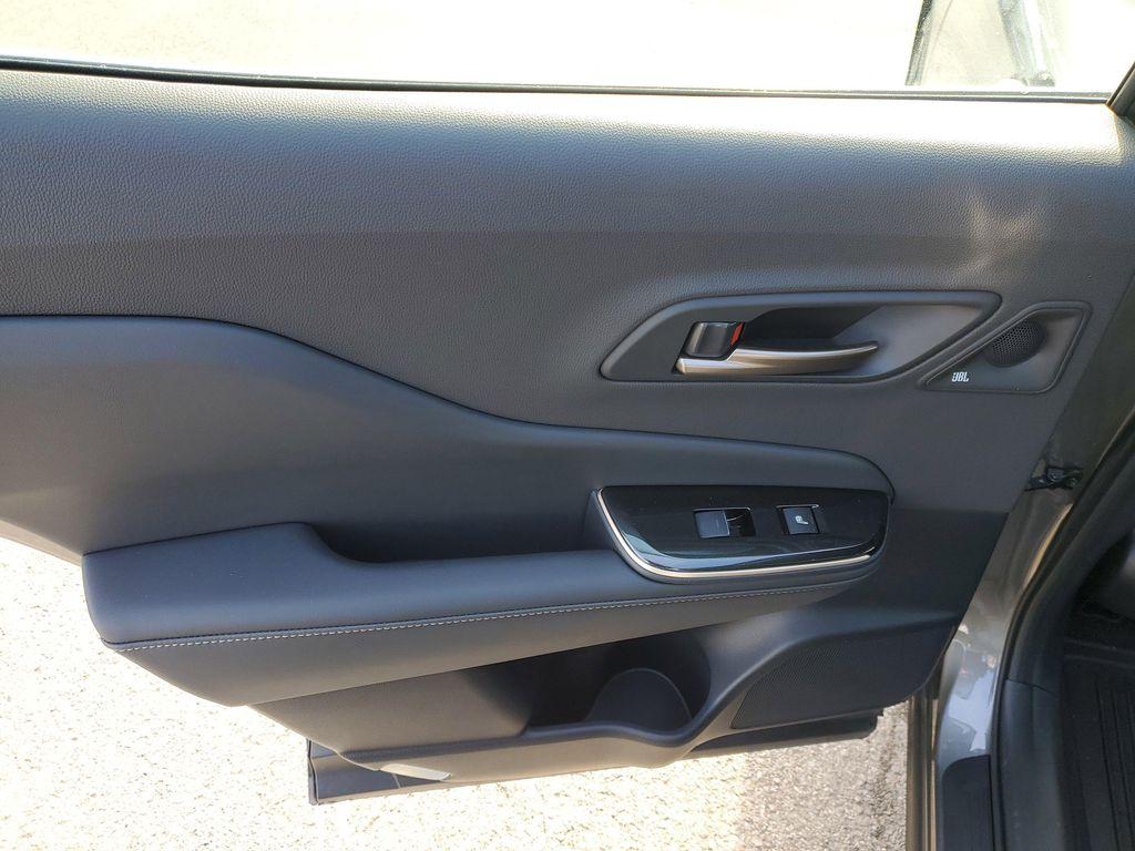 used 2025 Toyota Crown car, priced at $47,034