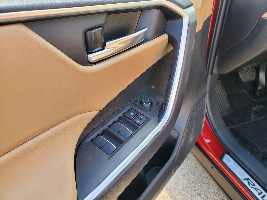 new 2025 Toyota RAV4 car, priced at $35,334