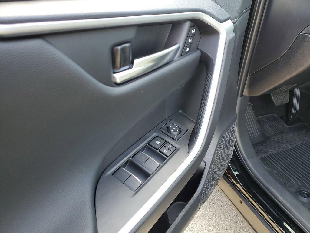 new 2025 Toyota RAV4 car, priced at $41,565