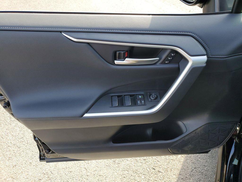 new 2025 Toyota RAV4 car, priced at $41,565