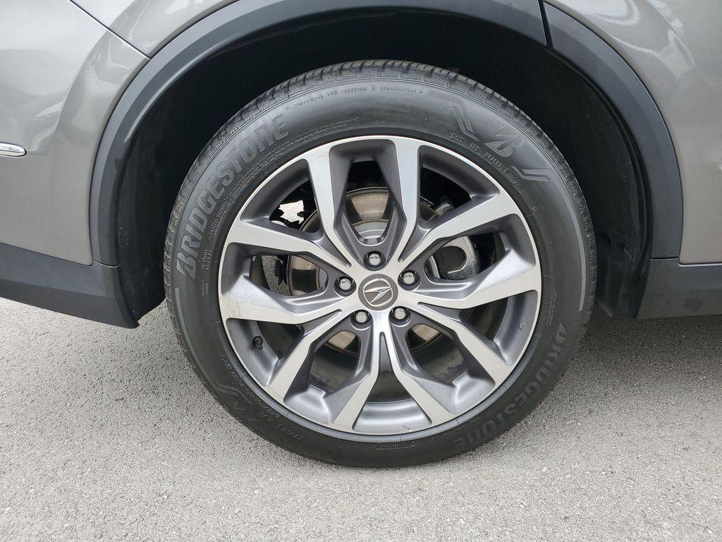 used 2024 Acura MDX car, priced at $43,586