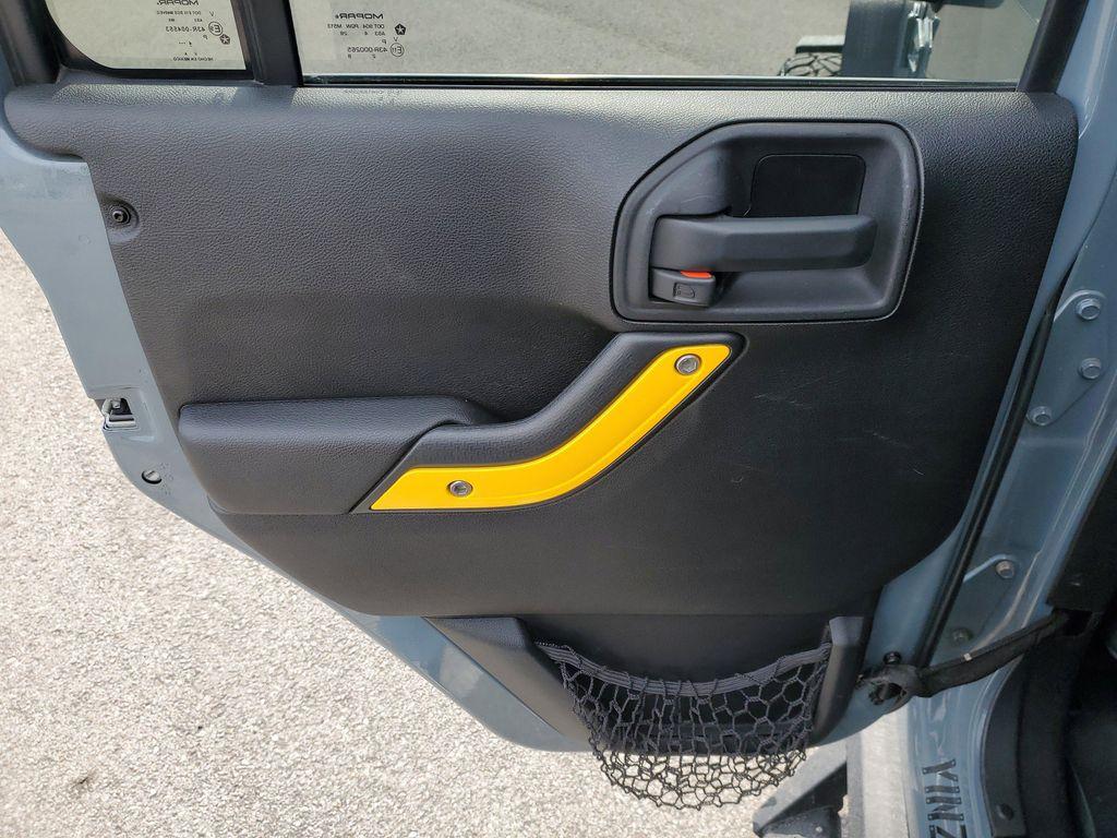 used 2015 Jeep Wrangler Unlimited car, priced at $18,472