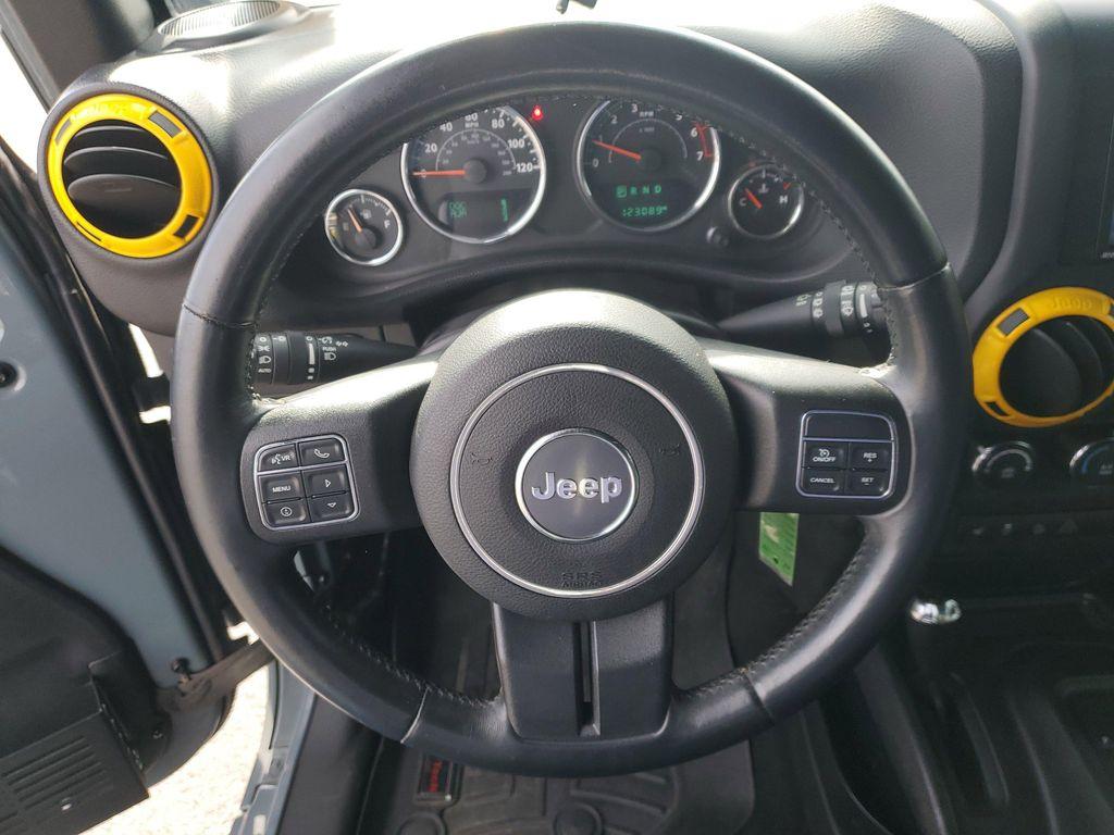 used 2015 Jeep Wrangler Unlimited car, priced at $18,472