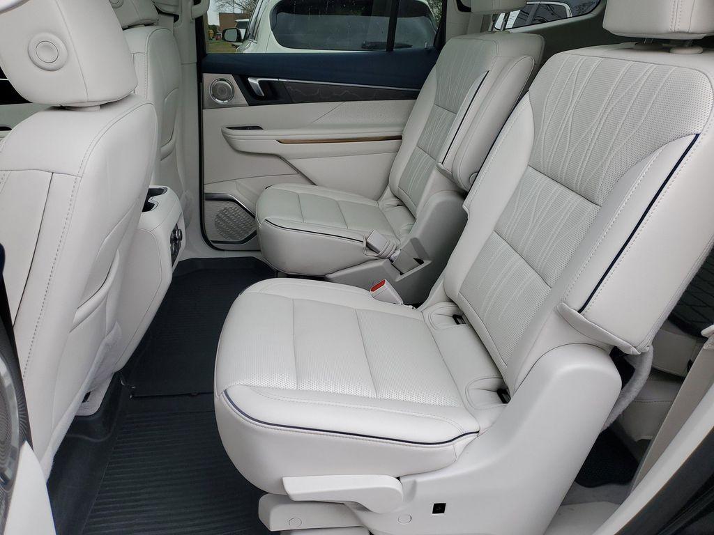 used 2025 Buick Enclave car, priced at $49,553