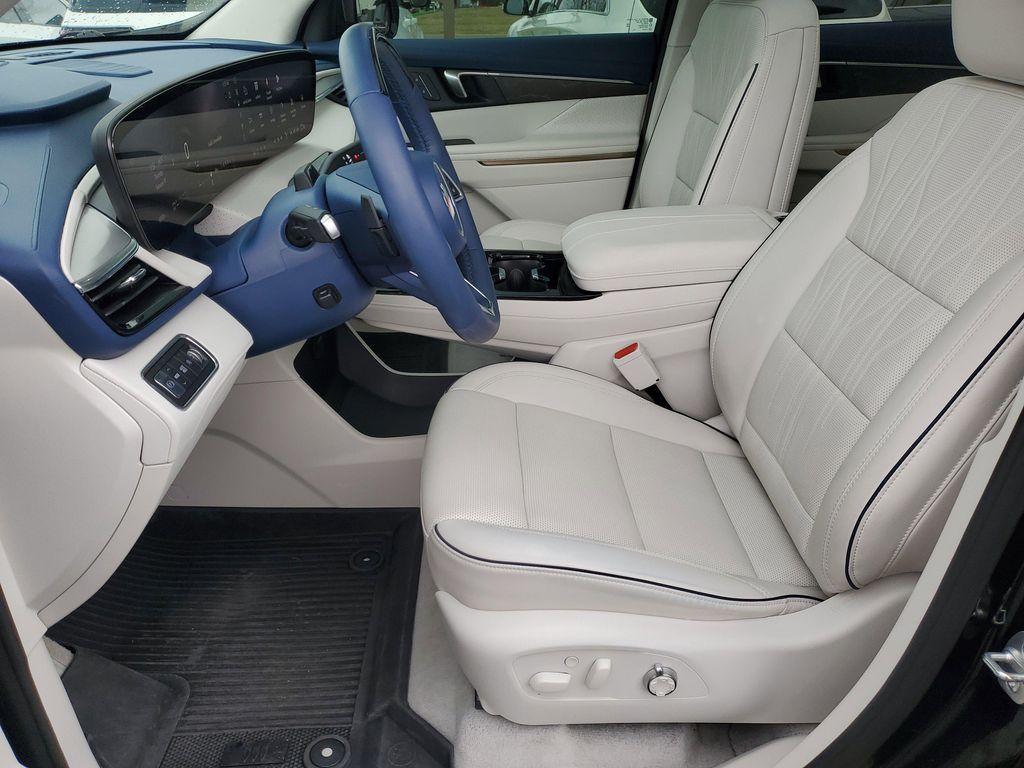 used 2025 Buick Enclave car, priced at $49,553