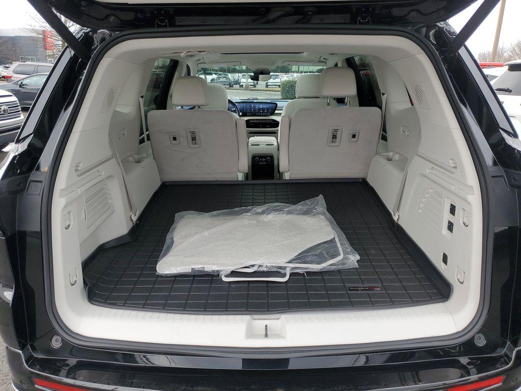 used 2025 Buick Enclave car, priced at $49,553