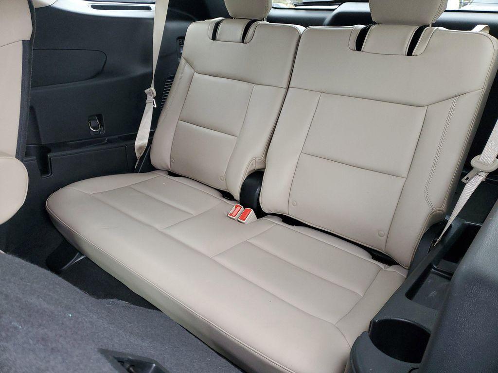 used 2022 Ford Explorer car, priced at $27,294