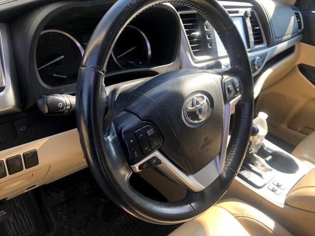 used 2015 Toyota Highlander car, priced at $15,500