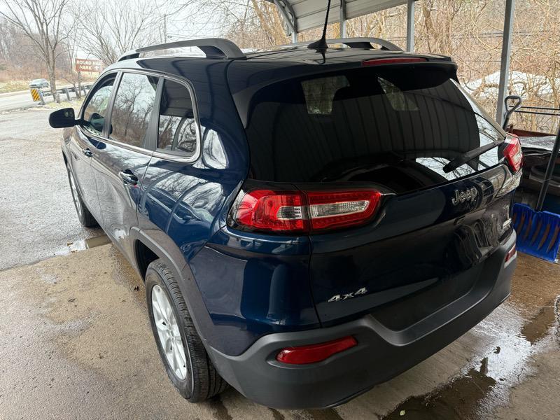 used 2018 Jeep Cherokee car, priced at $11,995
