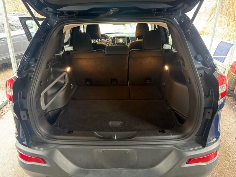 used 2018 Jeep Cherokee car, priced at $11,995