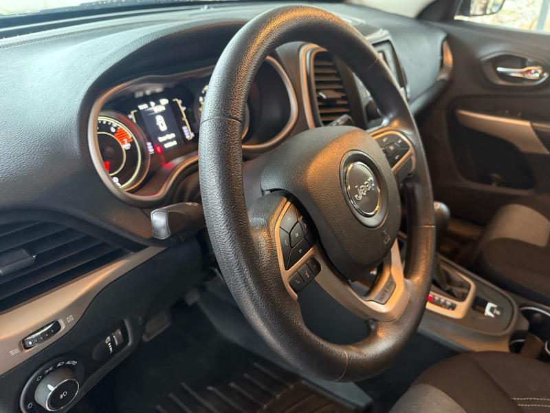 used 2018 Jeep Cherokee car, priced at $11,995
