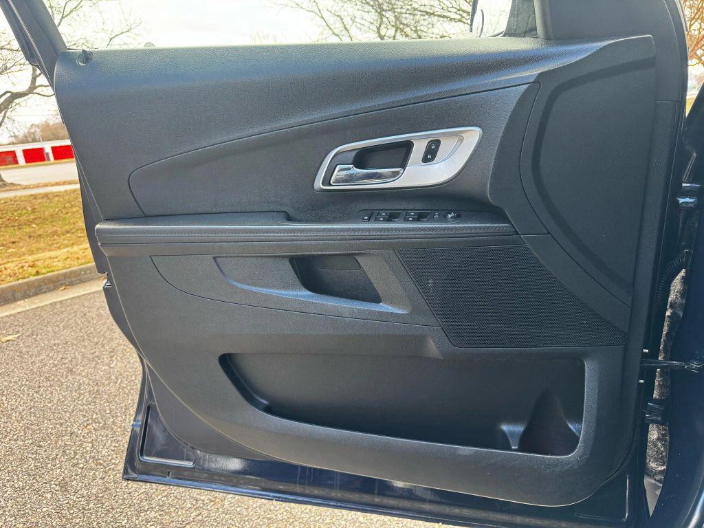 used 2017 Chevrolet Equinox car, priced at $7,500