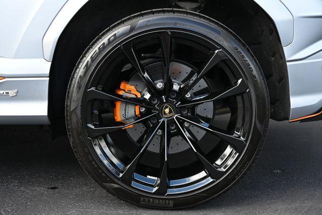 used 2023 Lamborghini Urus car, priced at $249,900