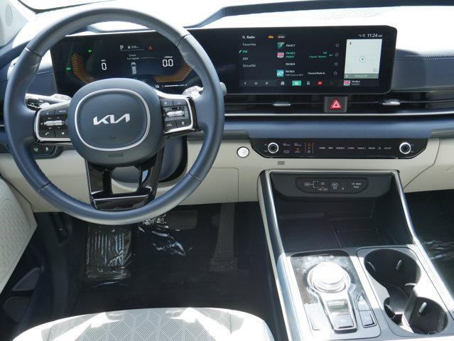 used 2025 Kia Carnival Hybrid car, priced at $39,659